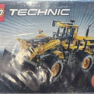 LEGO Technic Yellow Bulldozer Set